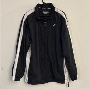 Nike Black and White Ski & Snow Jacket Full-Length Zipper